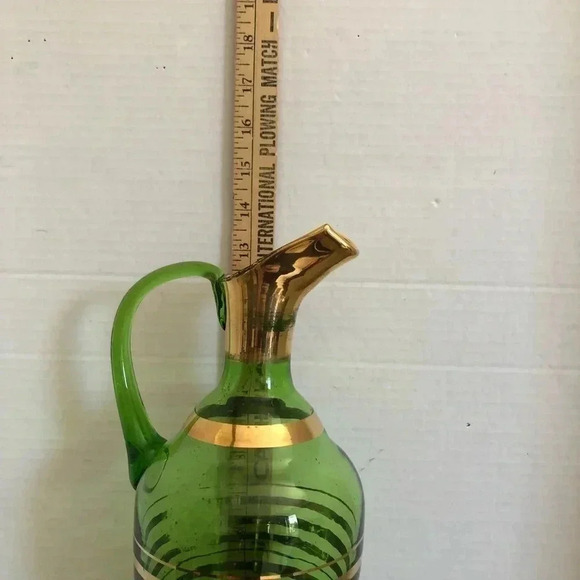 Vtg Green and Gold Jug - Picture 8 of 9